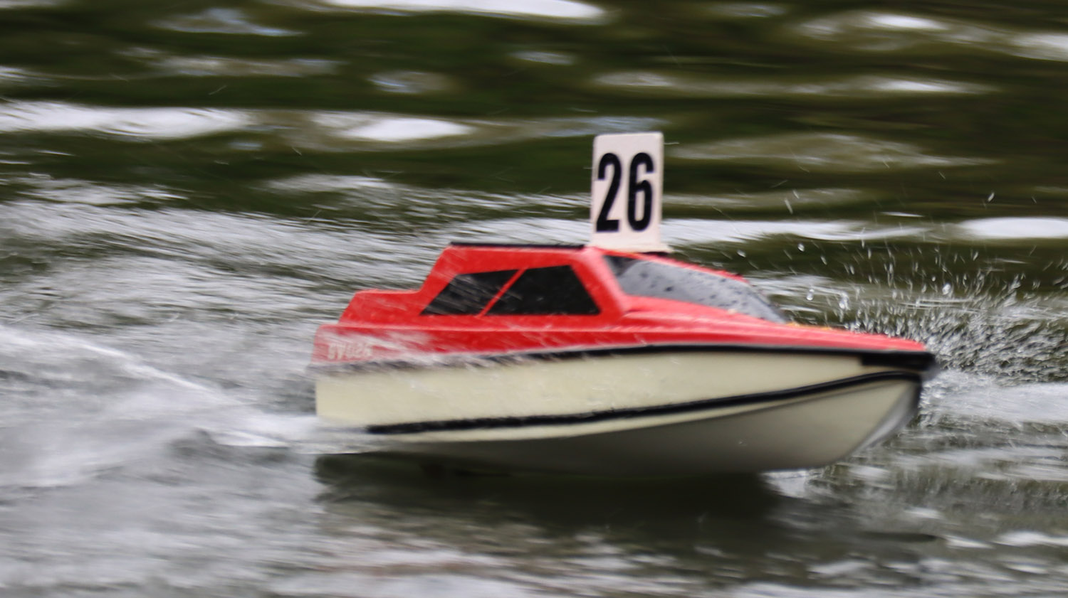 club 500 boats racing