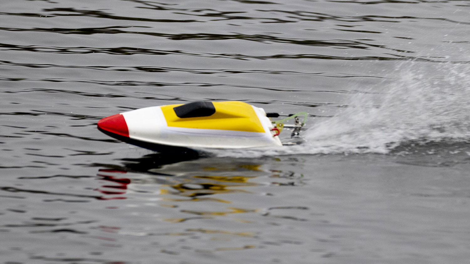 fast electric boat